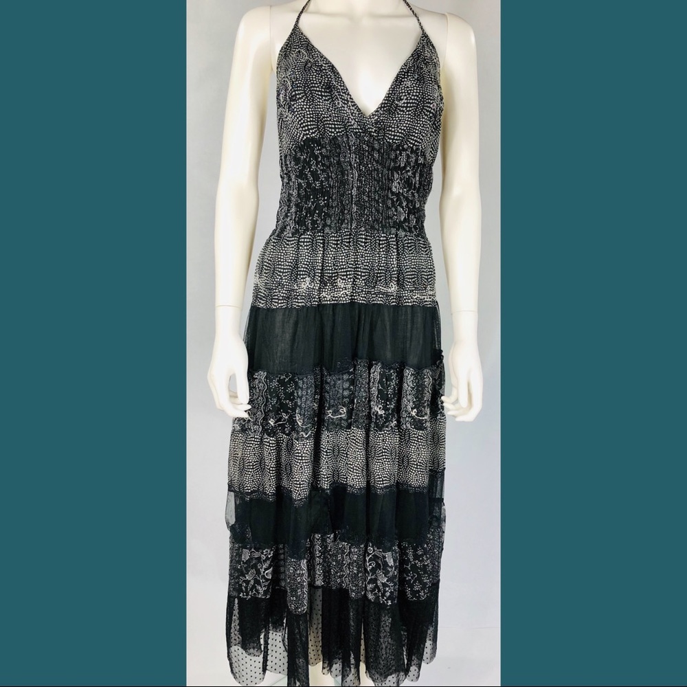 Indian dress with embroidered details.